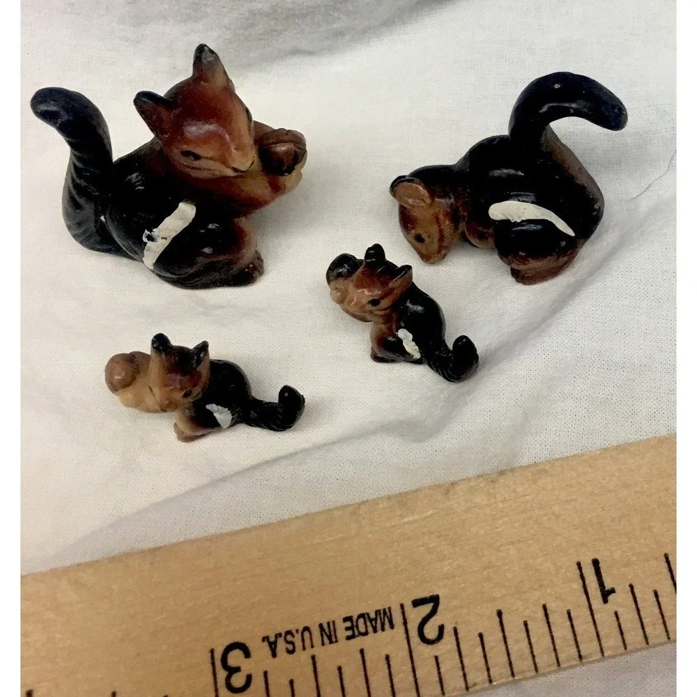 Vintage 4 Miniature Family of Chipmunks Squirrels Figurines